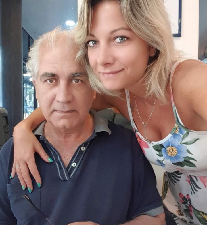 Valeria e Tullio Ariè assieme. Tullio ha fondato Ottica Ariè a Mondragone nel 1983
